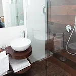 Alojamento de Acomodação e Pequeno-almoço Casa Restino