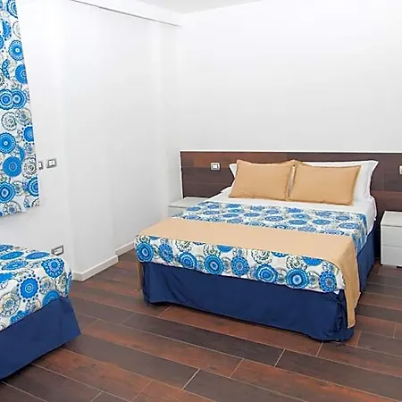 Casa Restino Oda ve Kahvaltı 3*