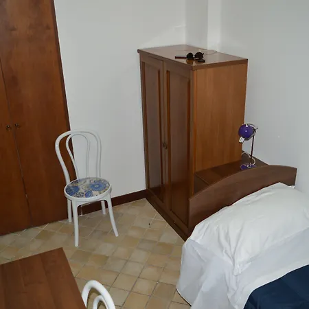 Casa Restino Alojamento de Acomodação e Pequeno-almoço 3*